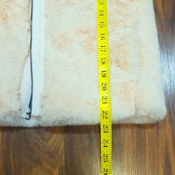 Girls' Patagonia Lunar Frost Jacket, Size XL (14), EUC                HOST PICK - Picture 15 of 16